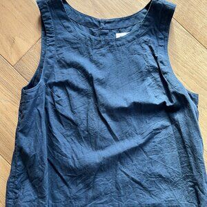 PACT button back tank top - Size M